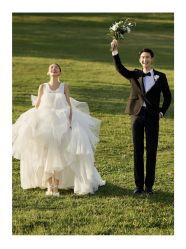 -易摄影婚纱摄影工作室