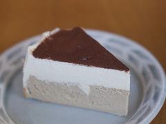 提拉米苏巴斯克-三花屋 Mihhanaya