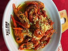 -龙巢盱眙龙虾·牛蛙·烧烤宵夜(八卦岭店)