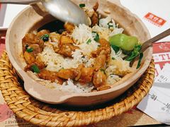 -华记煲仔华·煲仔饭(市桥易发店)