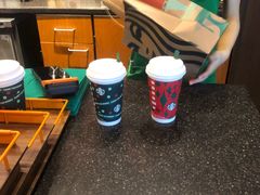 -星巴克(南京弘阳购物中心店)