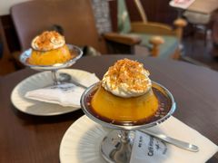 -Café Monson