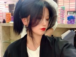 -AKOZO Beauty Salon
