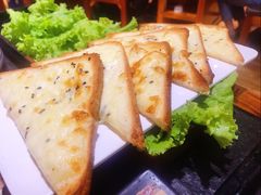 芝士焗面包-火炉旺烤肉啤酒屋(沈北创始店)