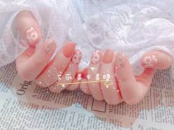 -艾薇美甲美睫