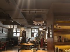 -JINNS锦时 steak&pizza(浸信会礼拜堂旧址店)