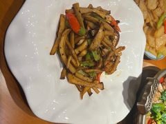 -牛记老坛香牛肉馆(六顺街店)