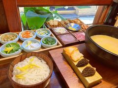 -银米·云南传统过桥米线(双廊黑金冠店)