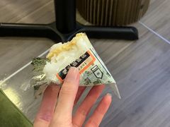 -全家便利店(愚园店)