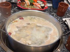 -一席地·本地鸡窝·杭帮鸡火锅(萧山银隆百货店)