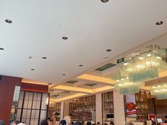 -东方红海鲜百汇(国际大厦店)