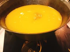 -鲜入围煮花胶鸡海鲜火锅