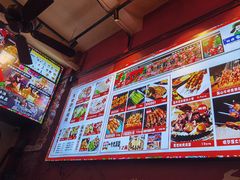 -雪乡人家东北菜·铁锅炖一切(高斯路店)