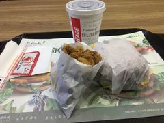 -华莱士·炸鸡汉堡(火车站店)