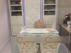 -爱的果实月嫂育婴师(世纪东方店)