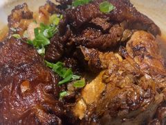 -老码头黑皮肘子锅包肉(赣水路店)