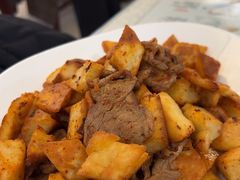 -汗腾格里·风味餐厅(新疆驻京办店)