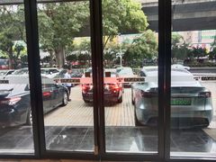 -宜霖诚际酒店(广州白云站江南市场店)