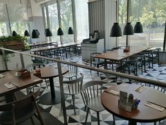 -昆山琶拉帝诗酒店·河畔咖啡厅Riverside Cafe