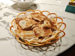 -荷塘秋月·本帮江浙菜(国权路店)