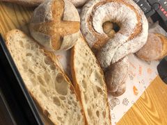 -啊噗吐呦现场烘焙(麦凯乐店)