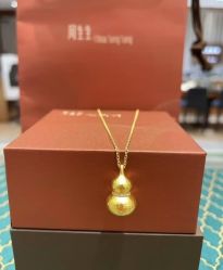 -周生生Chow Sang Sang(先天下店)