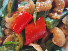 秋葵炒肉-乡村酒家·湖景客家菜(观澜店)
