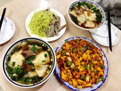 宫保鸡丁-赵氏牛肉罩火烧