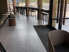 -星巴克臻选(上海虹桥新天地三店)