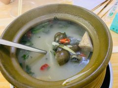 -正宗南铁拉叔沙煲螺·烧烤·秘制靓粥(南铁总店)