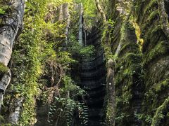 -梭布垭石林景区