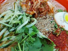 -闫家炸鸡架(五爱总店)