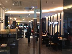 门面-必胜客(WOW中心城店)