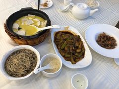 -怡园饭店-餐厅(四望亭店)