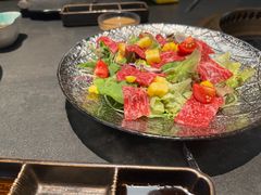 -铭牛烧肉·和牛海鲜自助(高新月牙湖店)