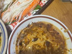 -洱火云南酸菜牛肉火锅(石景山当代商城店)