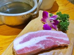 厚切五花肉-唯成•韩国炭火烤肉 유성고기