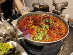 -万重锦·人文川菜馆(骡马市店)