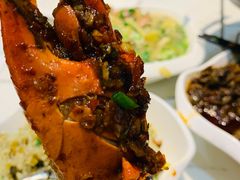 -凤凰路何眼镜香辣蟹(花果园店)