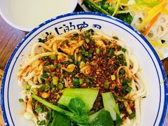 油泼面-老白家面馆(测绘东路总店)