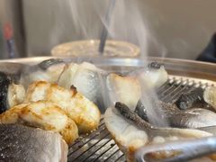 -围炉肉舍丹东海鲜烤肉·烤活鳗(步行街店)
