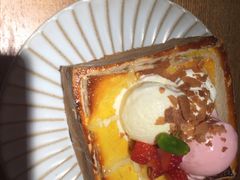 -蜜桃餐厅·伴山(湖滨商业街店)