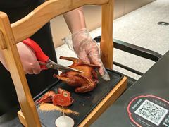 玻璃脆皮乳鸽-羽鸽集·乳鸽专门店·地道顺德菜(岭南站店)