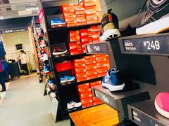 -上品折扣(回龙观店)
