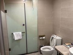 -广州天河体育中心美居酒店