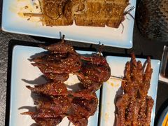 -鸿宇海鲜烧烤(红海新区店)