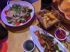 黑椒香葱牛肉粒-MR.ROCKY洛奇先生RESTAURANT&BAR(宝安壹方城店)