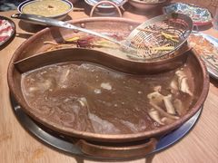 -洱火云南酸菜牛肉火锅(石景山当代商城店)