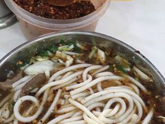 -花溪王记牛肉粉(四季花溪商场店)