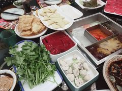 -重庆德忆火锅（龙南街3店）(渝水岸餐饮)